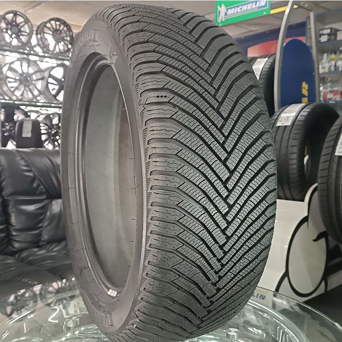 225/45R17 (91H) MICHELIN ALPIN 7 Téli személy. 225/45R17 (91H) MICHELIN ALPIN 7 Téli személy.
